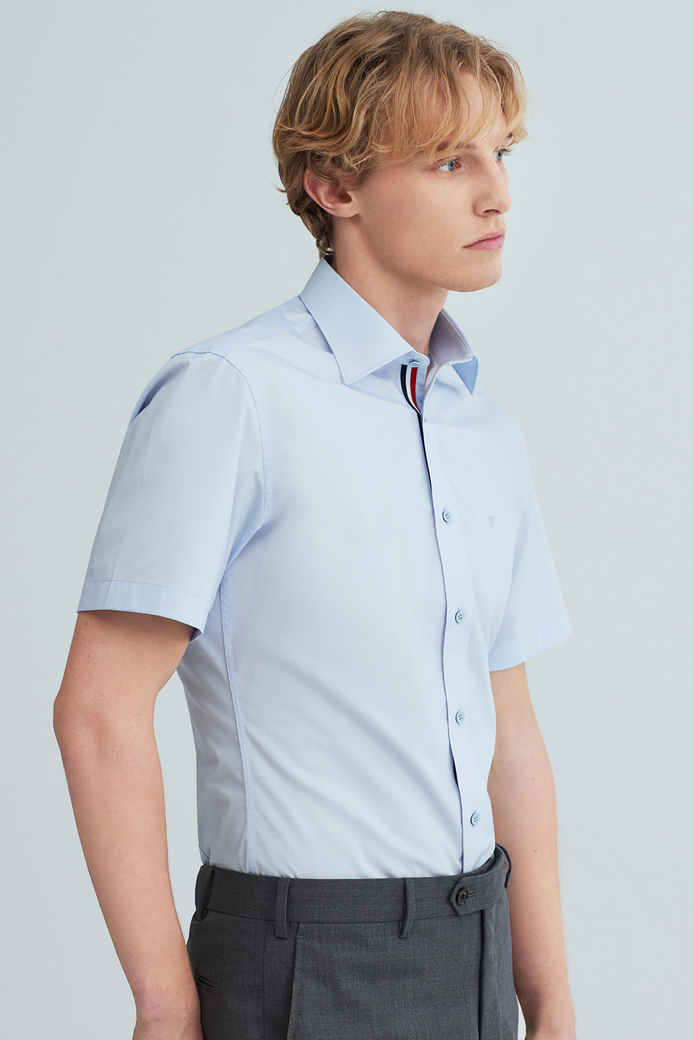 카라 루프탭 트리콜로르 951 컴포터블 반팔 셔츠 블루 SE6MM22HS951SBU