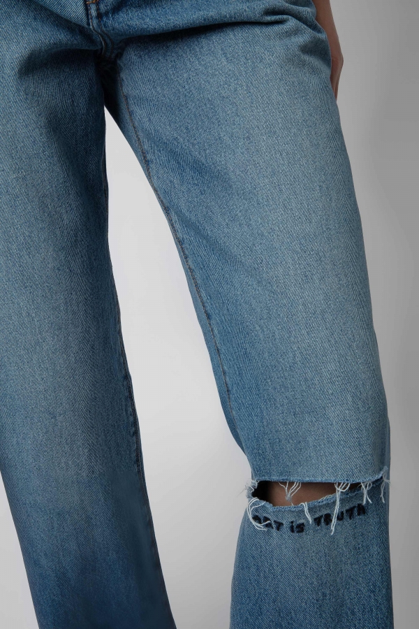Evy Cut Denim Pants